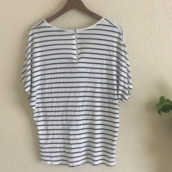 ✨4xHP✨Massimo Striped Zipper Back Tee✨ - Picture 3 of 4